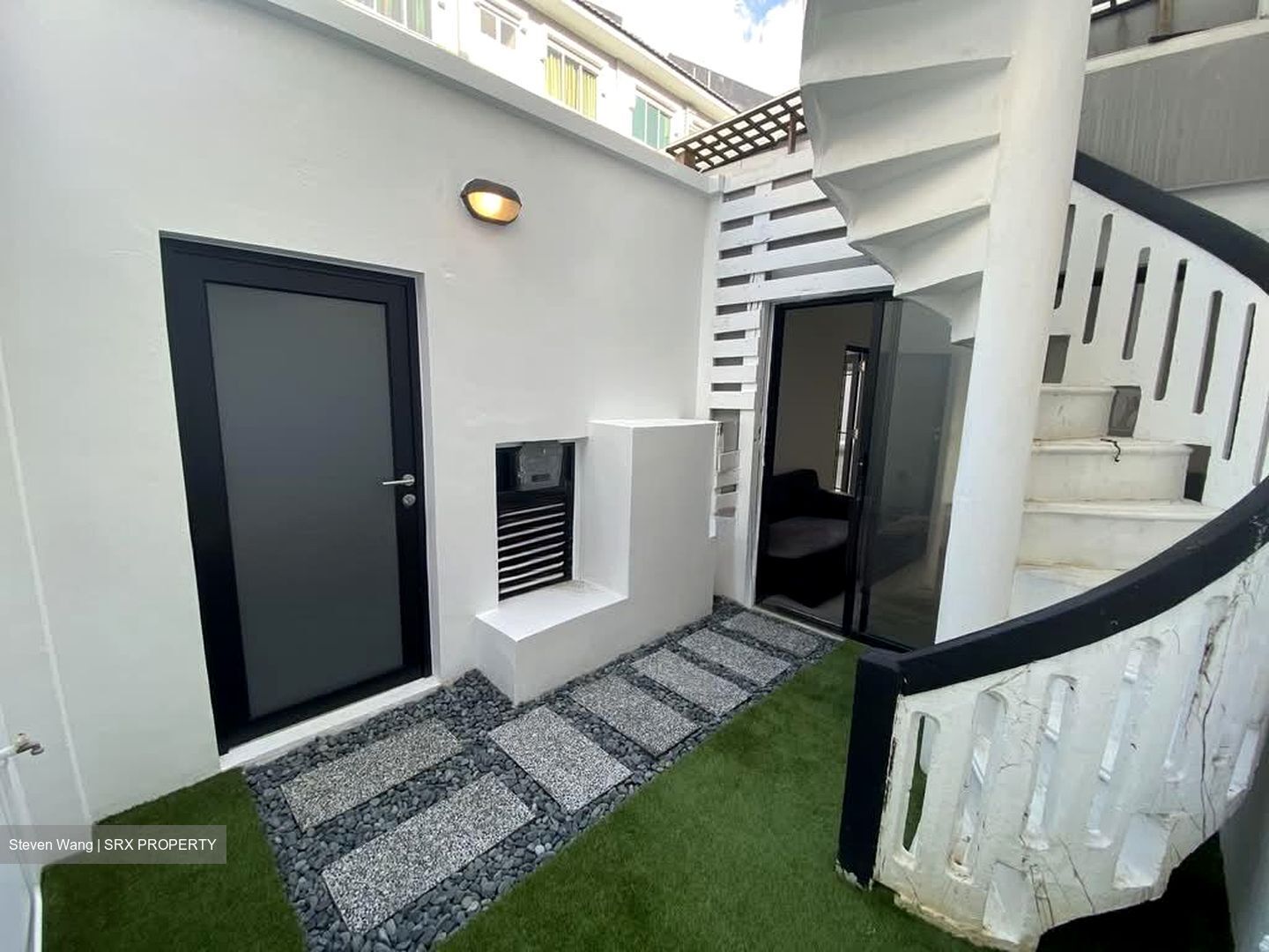 Tembeling Road (D15), Apartment #589840881